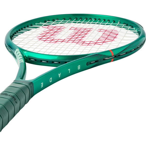Wilson Blade 100 V10 2026