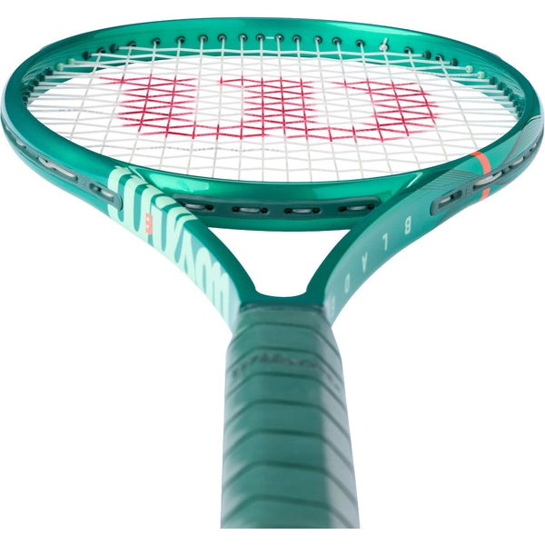 Wilson Blade 98 16x19 V10 2026