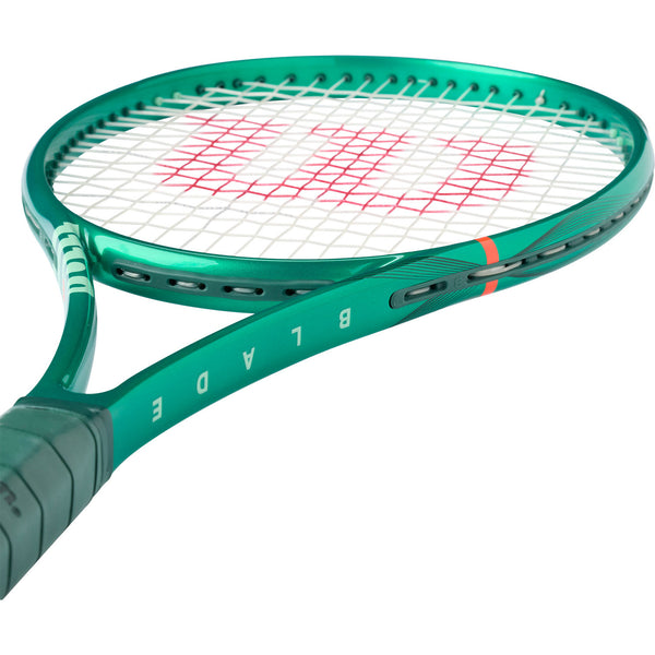 Wilson Blade 98 16x19 V10 2026