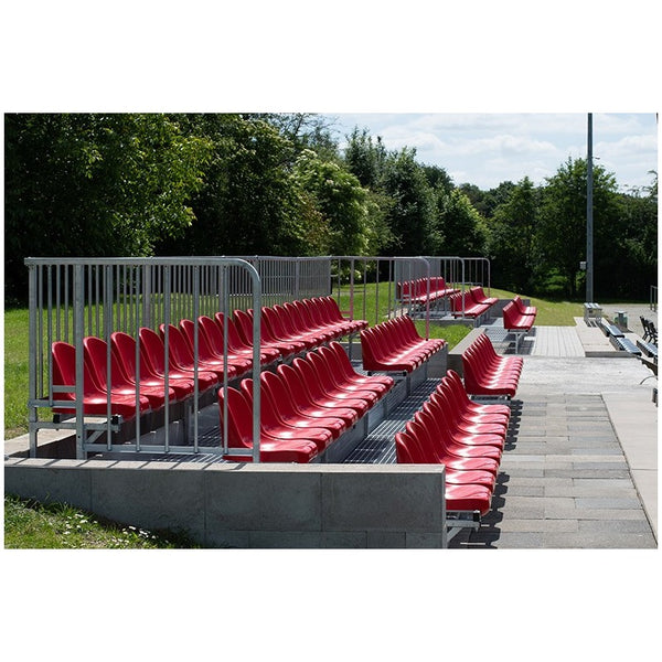 Court Royal Tribune med 50 Seter